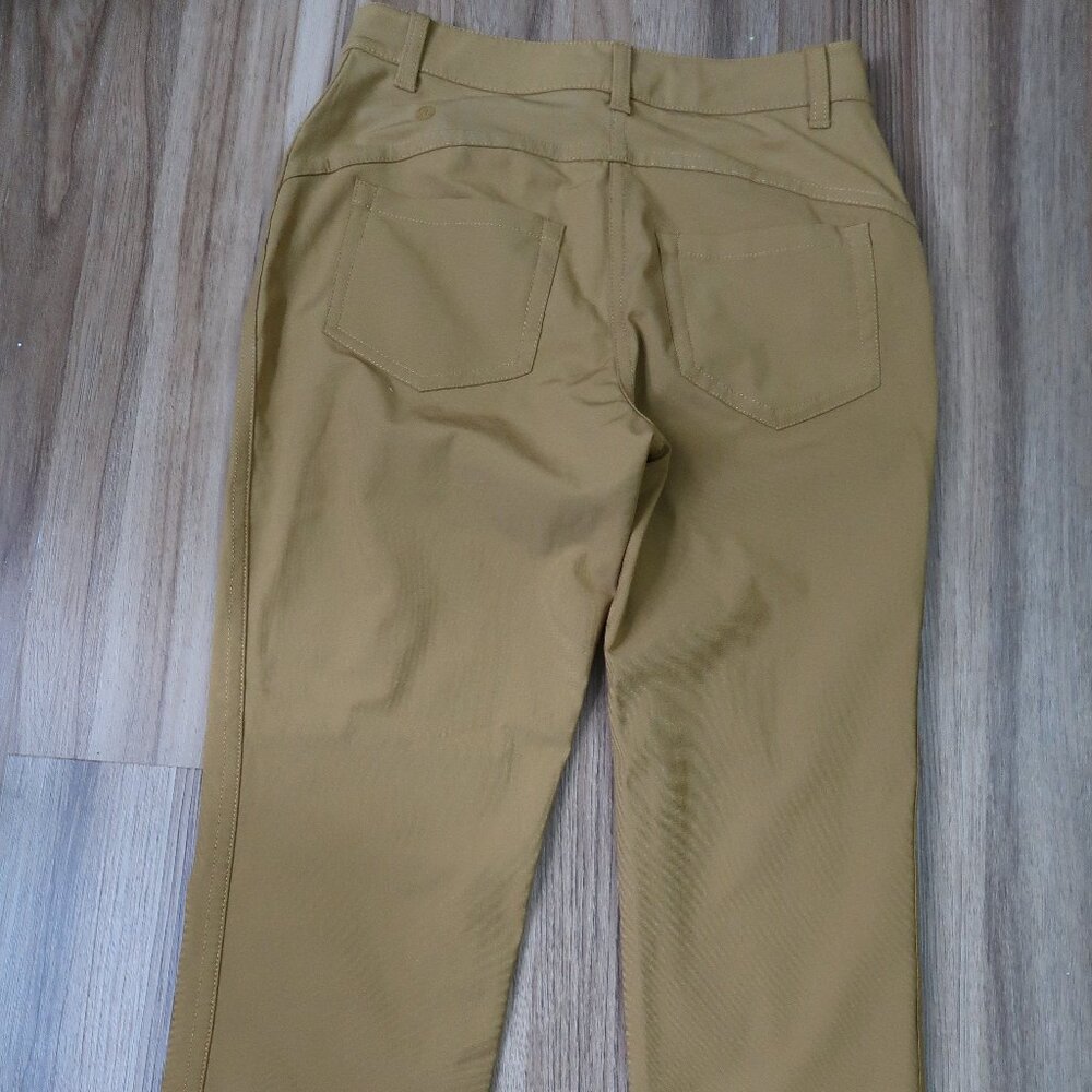 City Sleek 5 Pocket 7/8 Pant in Spiced Bronze Size 6 New Without Tags Condition